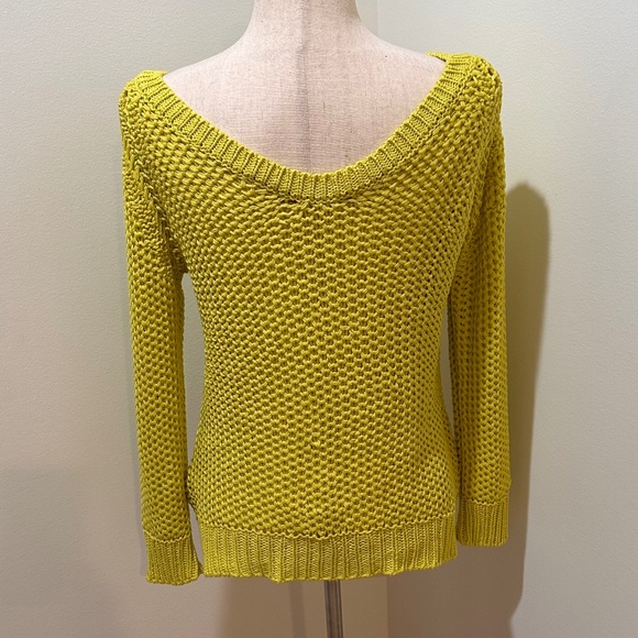Zara Knit Lime Green Open Knit Cotton Sweater - Picture 2 of 2